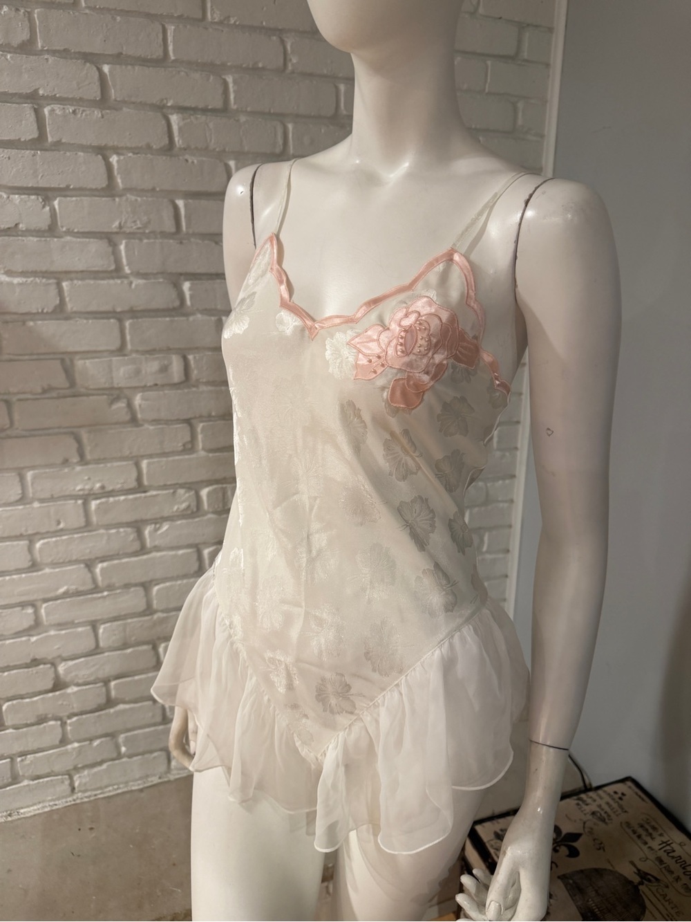 Vintage Gold Label Victoria’s Secret Teddy Bodysuit S Ivory Floral Satin Chiffon - Picture 7 of 13